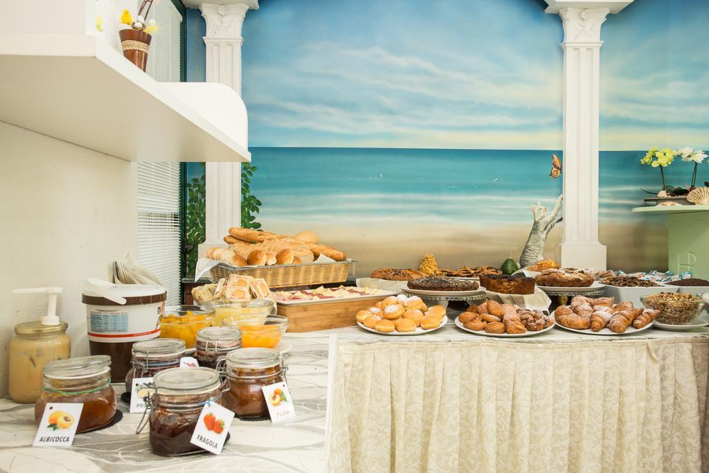 Albergo Ristorante Pozzi Bellaria-Igea Marina Exterior photo